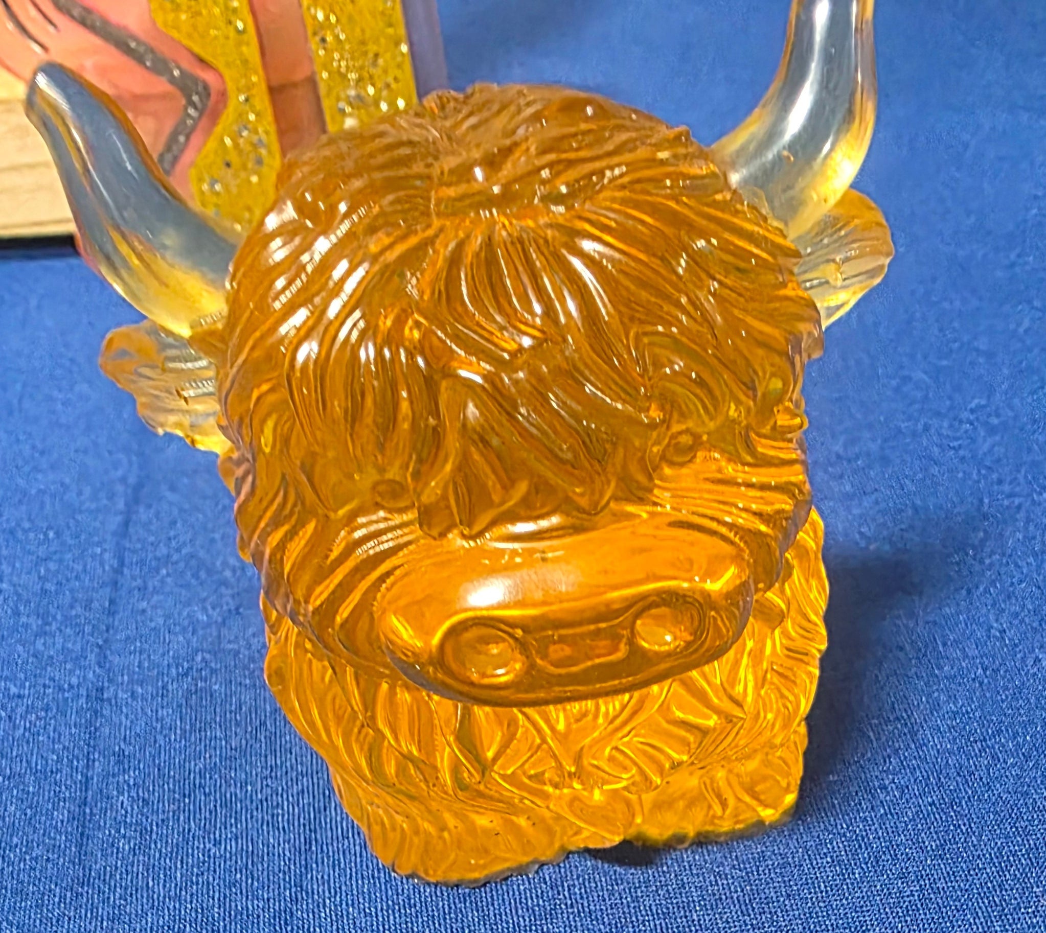 Figurine/Art - Resin