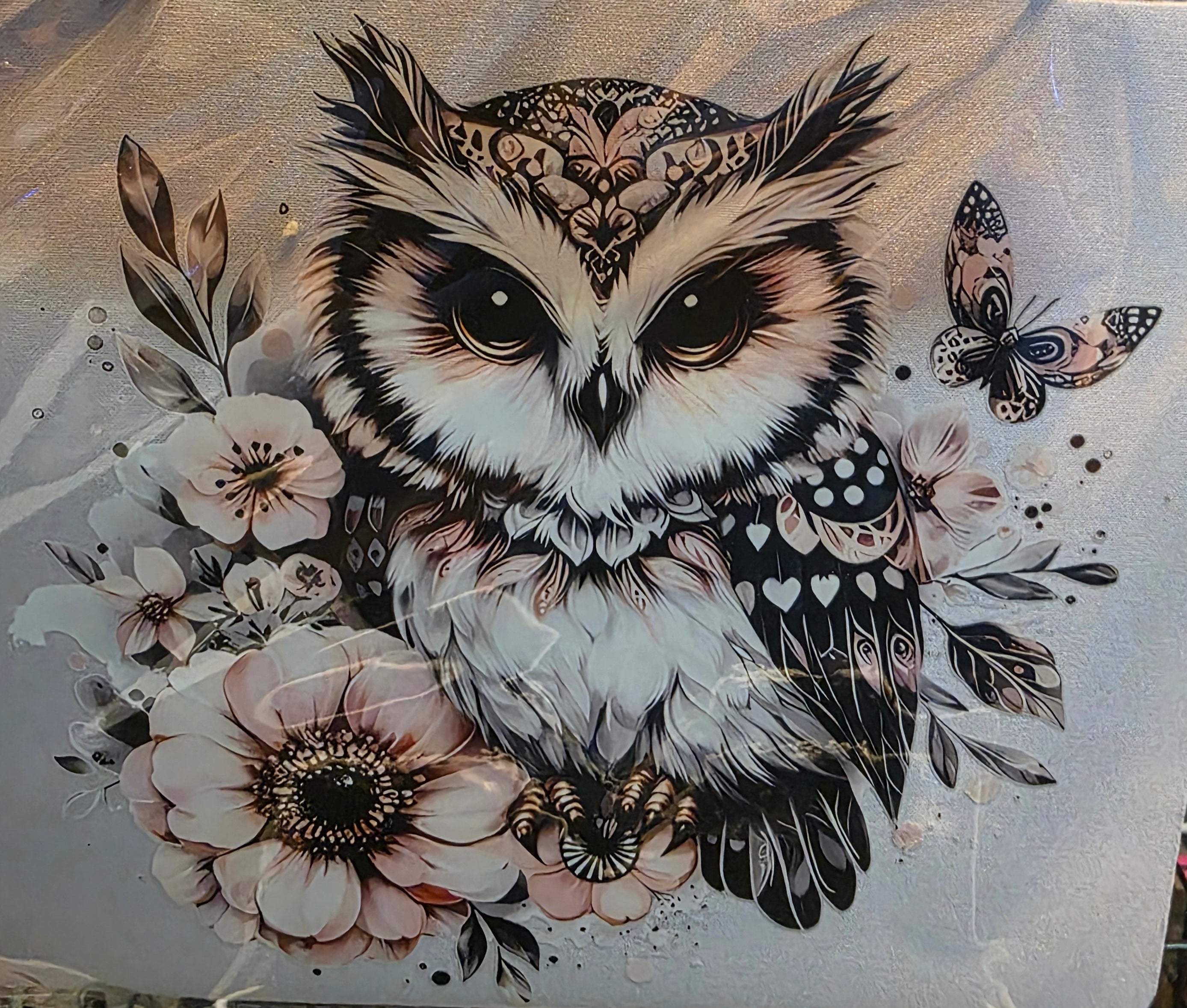 Mouse Pad with an owl and floral design